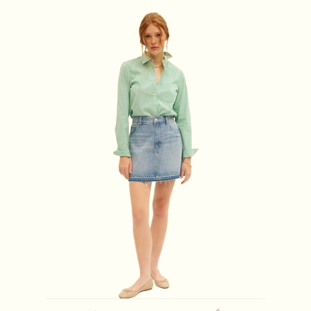NEW with tags GAP distressed denim mini jean skirt 8/29 NWT